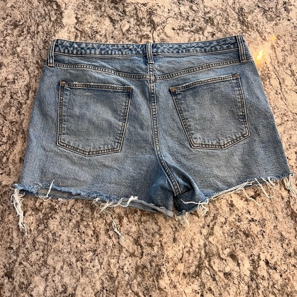 Universal Thread Denim Short - Picture 3 of 3